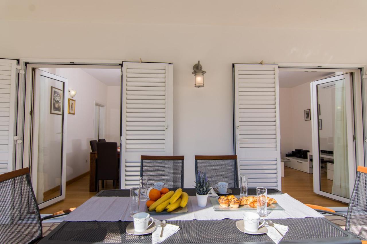 Villa Relax - Beautiful Apartment With Heated Saltwater Pool & Jacuzzi Kaštela 외부 사진